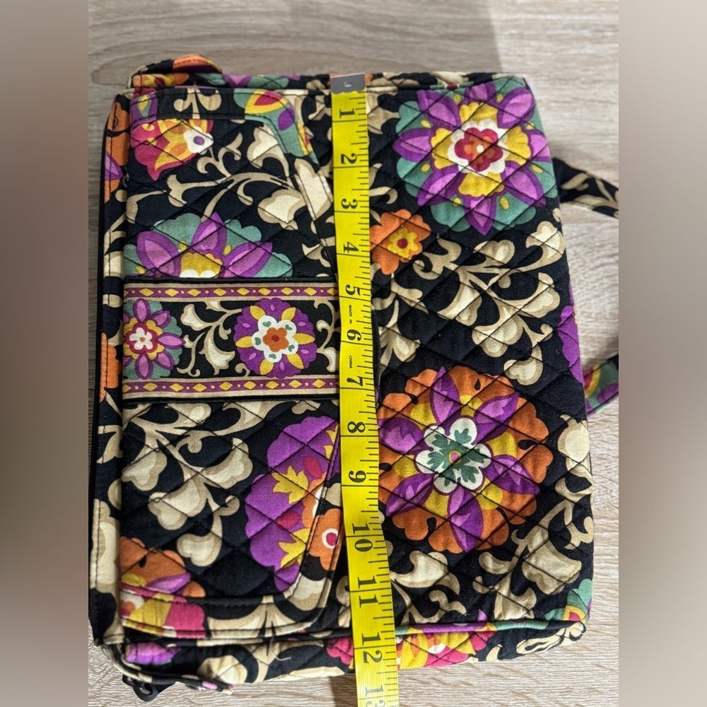 Vera Bradley Med Size Laptop Messenger Crossbody Bag - Picture 11 of 14